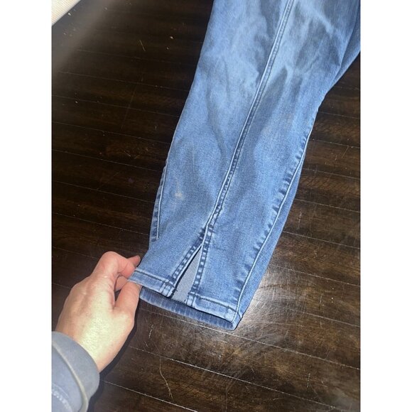 Torrid Jeans Womens Plus 24 Reg Medium Wash Stretch Shaping Bombshell Skinny - Picture 2 of 4